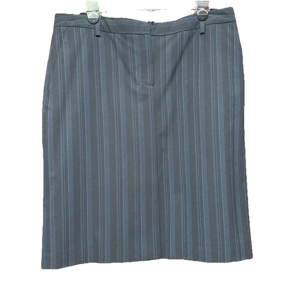 Isaac Mizrahi Dresses & Skirts - Isaac Mizrahi Pinstripe‎ Career Pencil Skirt Size 12 - fits like size 10
